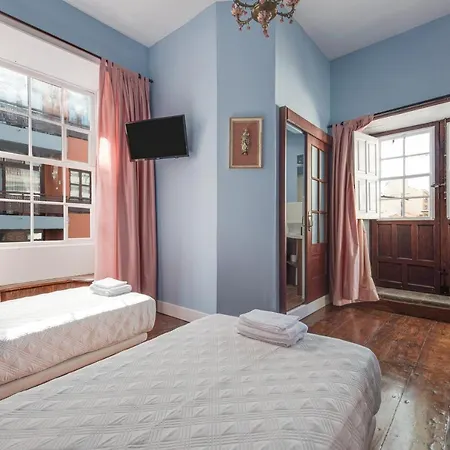 La Vicaria * Сан-Кристобаль-де-Ла-Лагуна